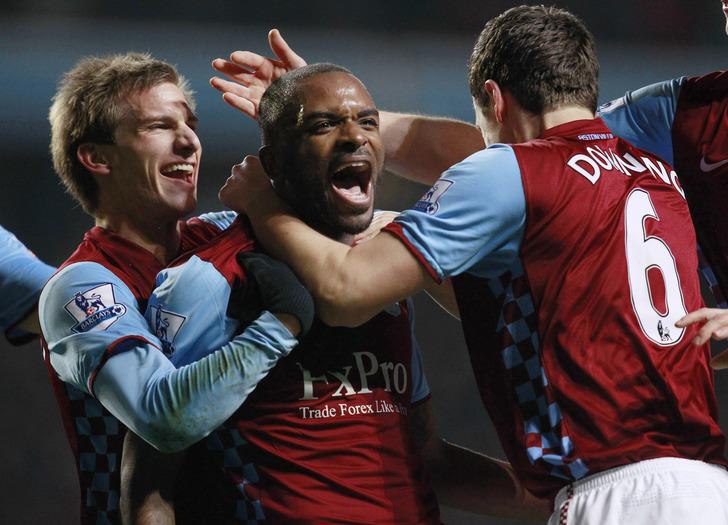 Darren Bent aldattığı eşinin evini basmaktan gözaltına alındı G3