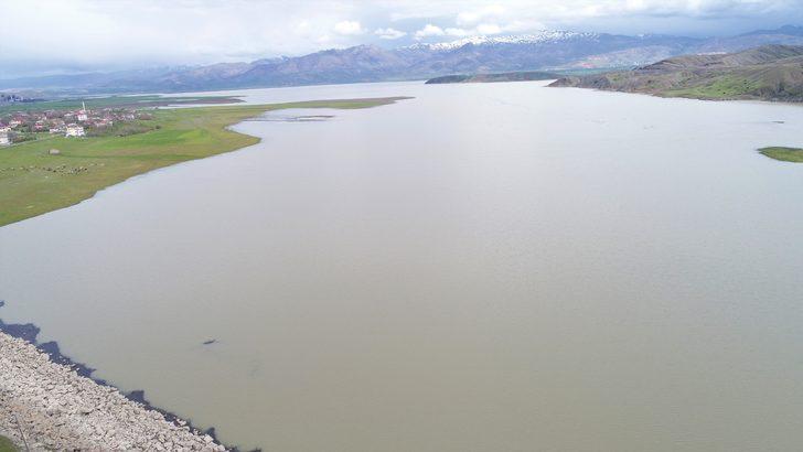 5 yıl önce kuruyan nehre bir de şimdi bakın! Bambaşka görüntüye kavuştu G5