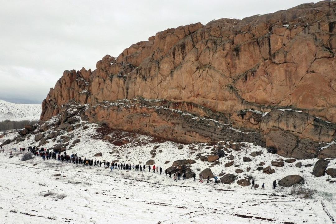 D&uuml;nya&rsquo;daki Mars&rsquo;a Gezi D&uuml;zenlendi