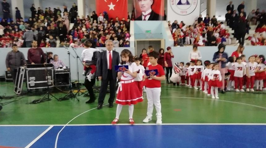Özel Tekden İlkokulu 23 Nisan’ı Büyük Coşkuyla Kutladı