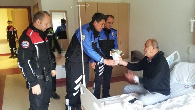 Mardin polisi yaşlı hastaları unutmadı