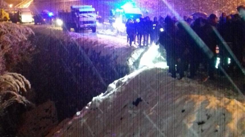 Bitlis&rsquo;te intihara teşebb&uuml;s eden vatandaş, polisler tarafından son anda kurtarıldı