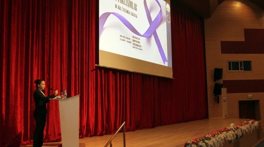 &lsquo;Kolon Kanserinde G&uuml;ncel Yaklaşımlar&rsquo; konulu konferans ger&ccedil;ekleştirildi