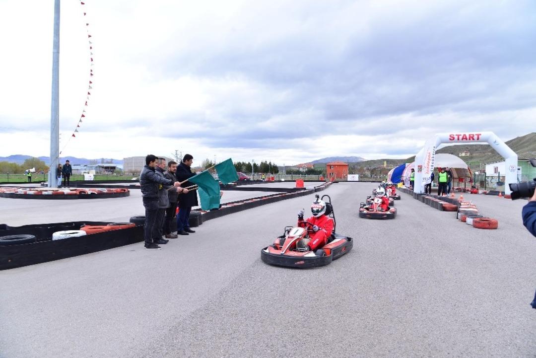 Kahramankazan&rsquo;da &Uuml;NİKART heyecanı