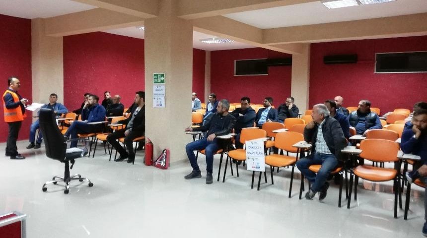 Oto galericiler i&ccedil;in yeterlilik sınavları Nazilli&rsquo;de yapıldı