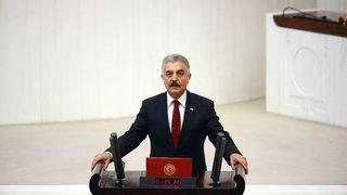 MHP'li Ataman: Tepki görmesi muhtemel yerde bulunması akla ziyandır