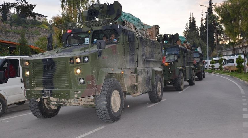 Sınıra askeri sevkıyat