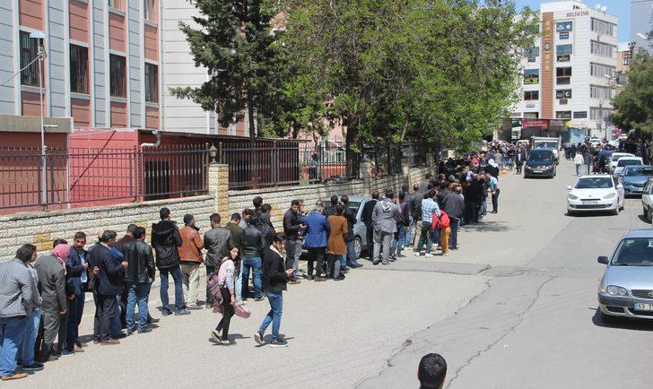 Şanlıurfa'da iş kuyruğunun sonu gelmedi G1