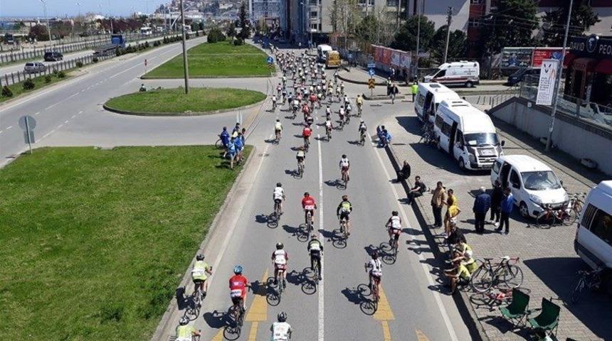 Bisiklet şampiyonasından 2 g&uuml;m&uuml;ş madalya