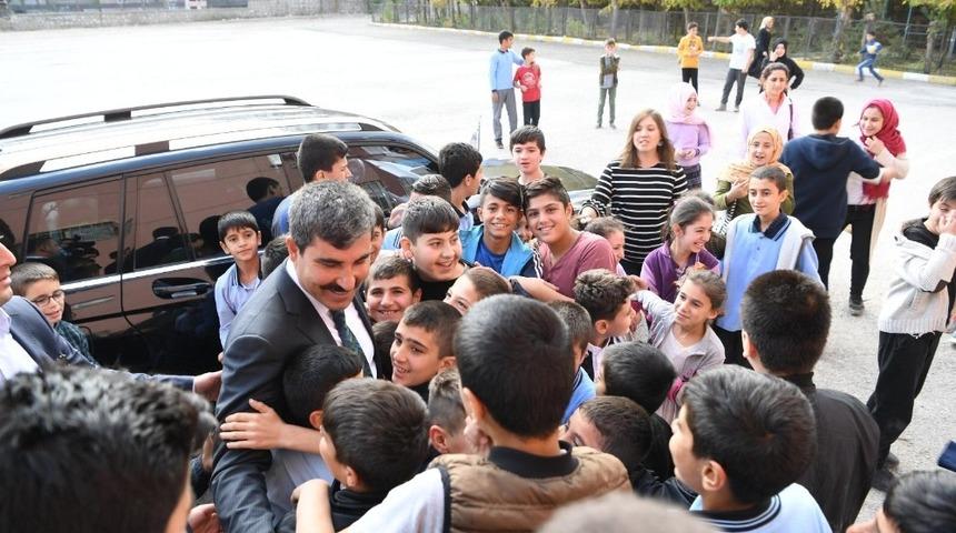 Başkan Asya&rsquo;dan 23 Nisan Mesajı