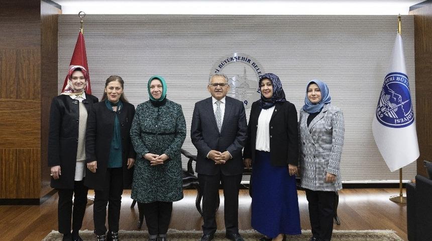 Başkan B&uuml;y&uuml;kkılı&ccedil;&rsquo;a hayırlı olsun ziyaretleri devam ediyor