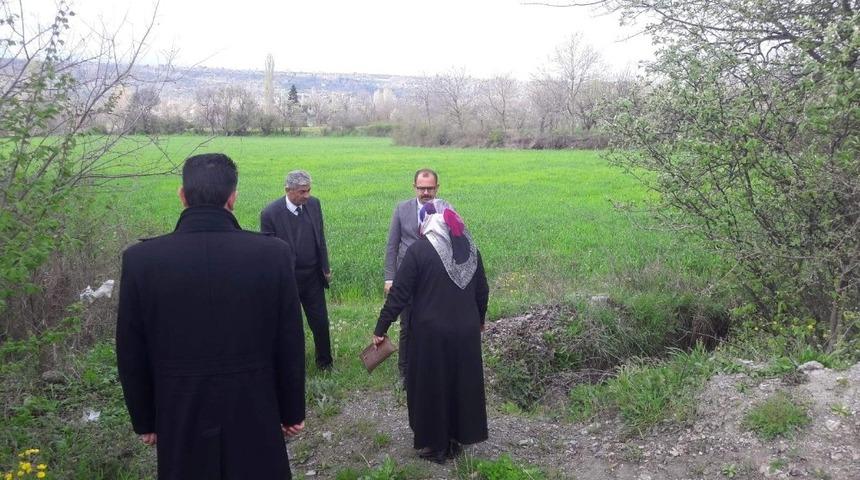 Başkan Kavaklıgil, tarım arazilerini inceledi