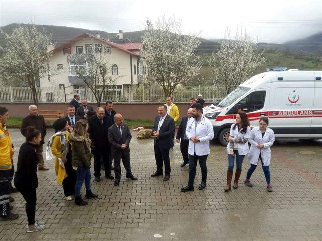 Sağlık Bakanlığı tarafından Pınarbaşı’na ambulans tahsis edildi