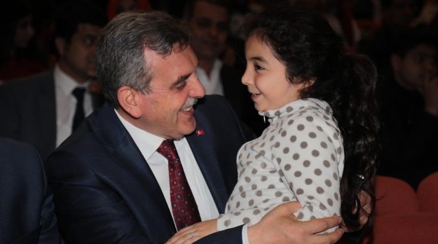 Beyazg&uuml;l&rsquo;den 23 Nisan mesajı