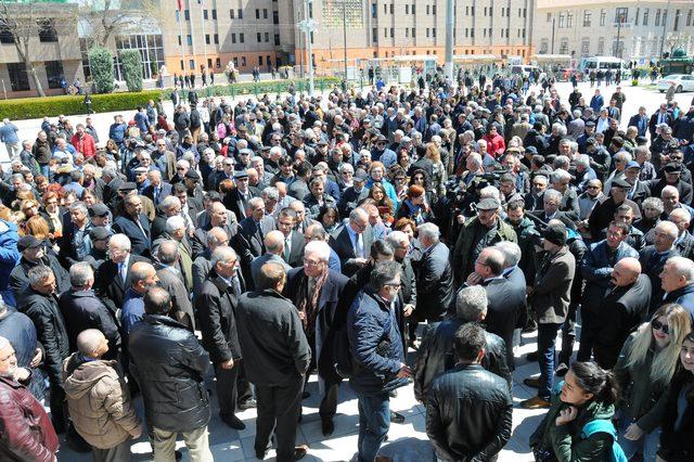 Kılıçdaroğlu'na saldırı Eskişehir'de protesto edildi