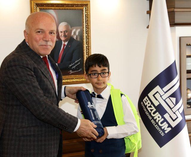 Minik Başkan &Ouml;zmen&rsquo;den talimat yağmuru 3