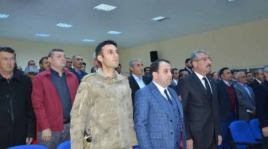 Kaymakam Zengince muhtarlarla bir araya geldi