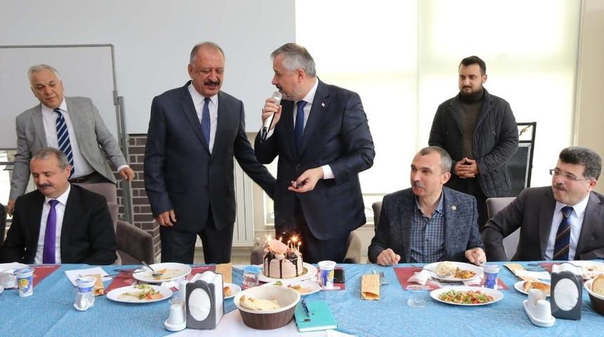 Muhtarlardan Başkan Kılı&ccedil;&rsquo;a s&uuml;rpriz