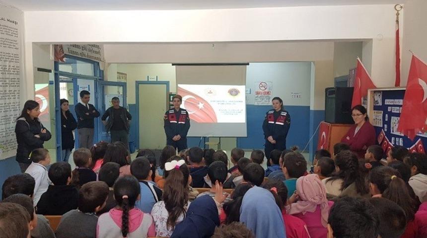 Jandarmadan 23 Nisan ziyareti