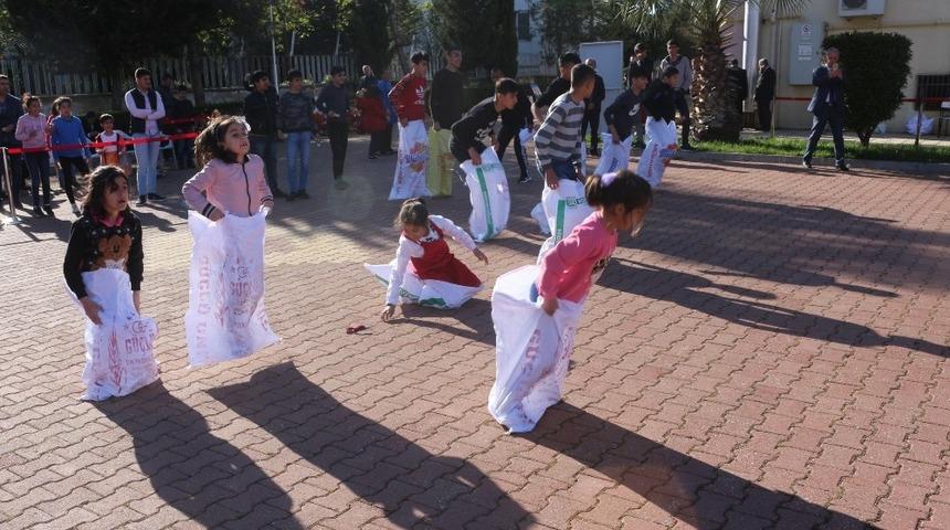 &Ouml;zel &ccedil;ocuklardan 23 Nisan etkinliği