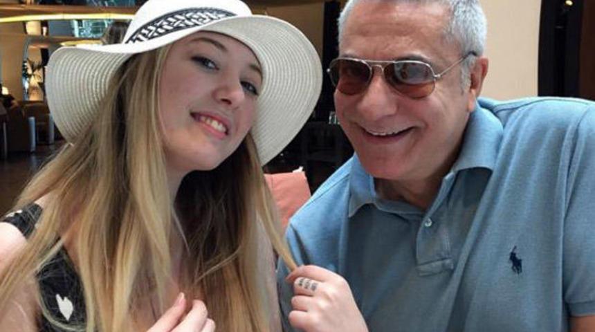 Mehmet Ali Erbil'in kızı Yasmin TV100 kanalında sunucu oluyor!