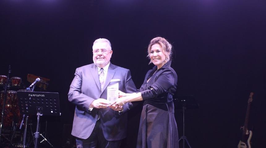 Yavuzlar İnşaat sponsorluğunda &lsquo;G&uuml;&ccedil;l&uuml; Aydın Balosu&rsquo; ger&ccedil;ekleştirildi