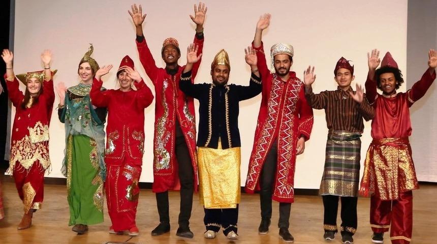 Aydın&rsquo;da yabancılara y&ouml;nelik uyum eğitimlerinin 15.&rsquo;si yapılacak