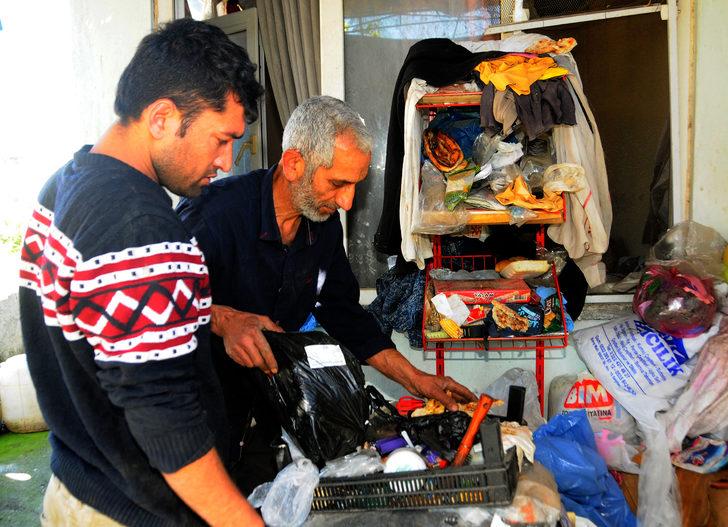 Evden 2 kamyon çöp çıktı! G2