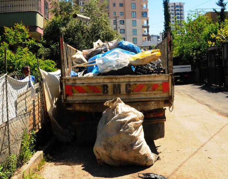 Evden 2 kamyon çöp çıktı! G5