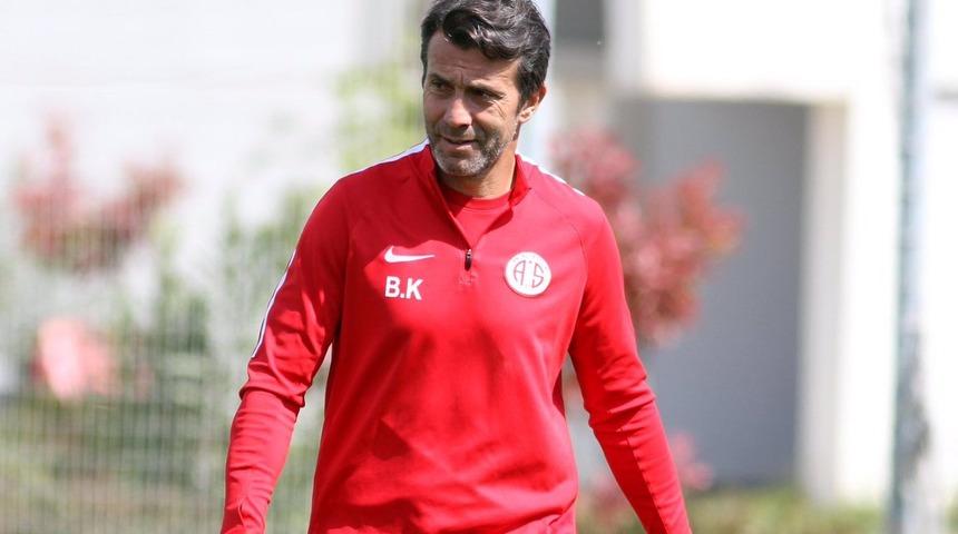 B&uuml;lent Korkmaz 6 yıllık rekoru kırdı 