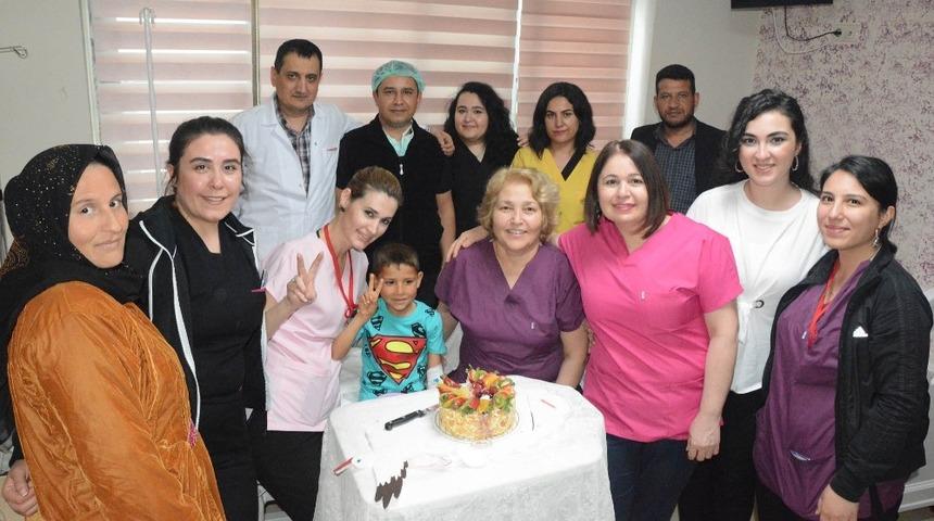 23 Nisan&rsquo;ı doktoruyla kutladı