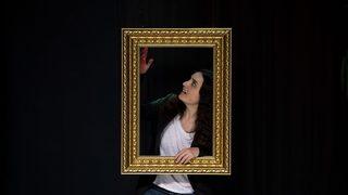 Fadik Sevin Atasoy yönetmen koltuğunda!