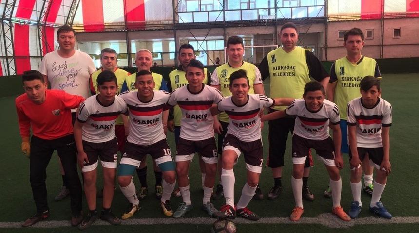 23 Nisan dostluk ma&ccedil;ı b&uuml;y&uuml;k heyecana sahne oldu