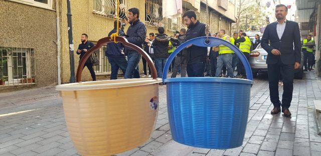 Başkan Arısoy, “Hem baharı fesleğen ile karşılıyoruz hem de vatandaşlara teşekkür ediyoruz”