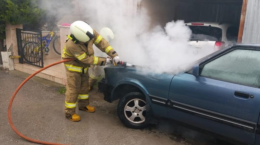 Park halindeki ara&ccedil; yandı