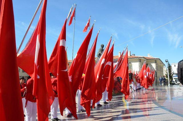 Kilis’teki 23 Nisan kutlamalarında Suriyeli çocuklar da yer aldı