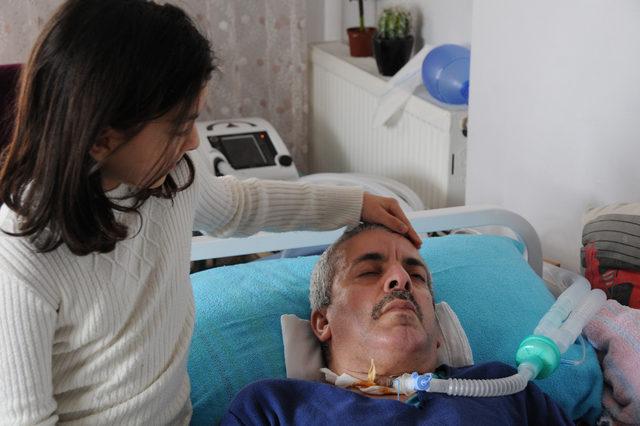 23 Nisan hediyesi olarak ALS hastası dedesine akülü sandalye istedi