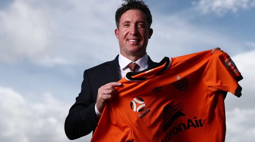 Robbie Fowler, Brisbane Roar'ın teknik direkt&ouml;r&uuml; oldu
