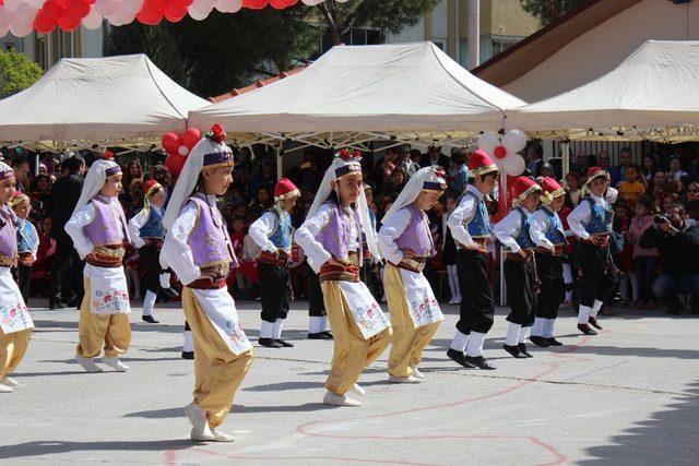 Muğla’da 23 Nisan coşkuyla kutlandı