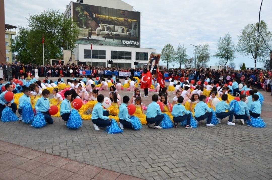 Fatsa&rsquo;da 23 Nisan Ulusal Egemenlik &Ccedil;ocuk Bayramı kutlandı