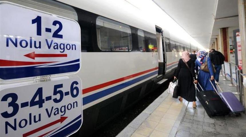 Trenlerde 'Trenkart' ile indirimli yolculuk