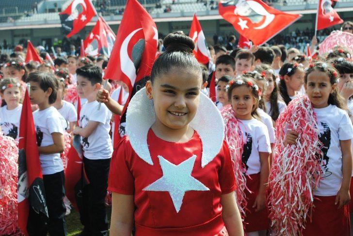 Aydınlı minikler 23 Nisan coşkusunu doyasıya yaşadı G2