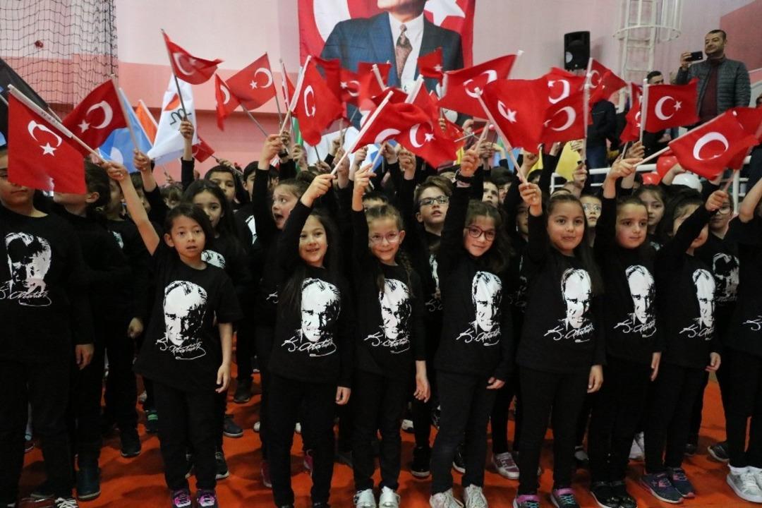 23 Nisan Yozgat&rsquo;ta coşkuyla kutlandı