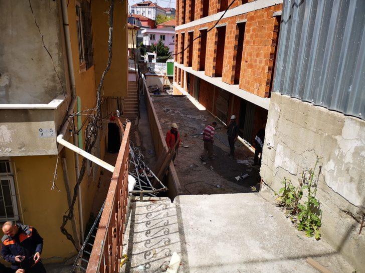 Ümraniye'de merdiven çöktü! G2