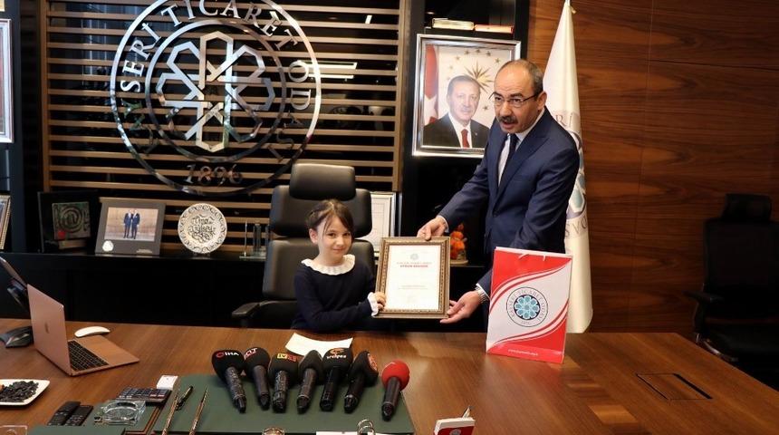 Başkan G&uuml;lsoy koltuğunu Alya&rsquo;ya devretti