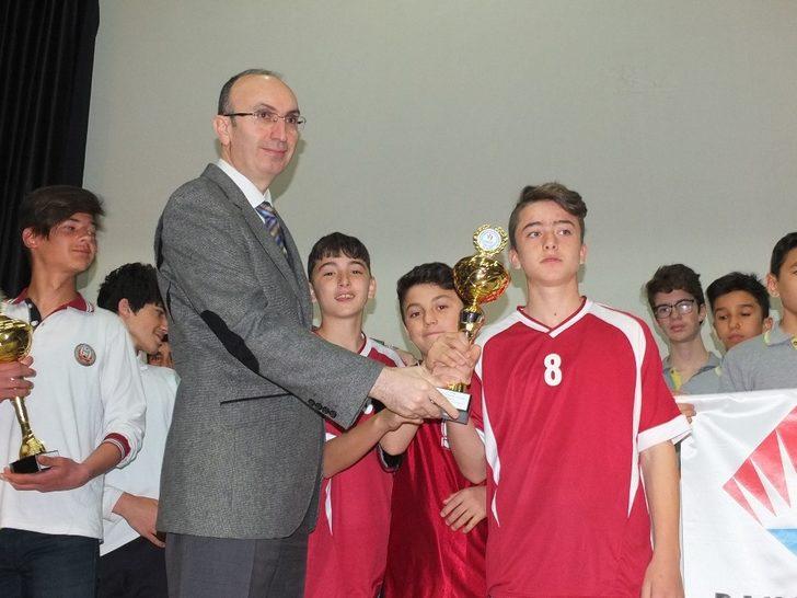 Bandırma’da 23 Nisan’a günboyu kutlama G4