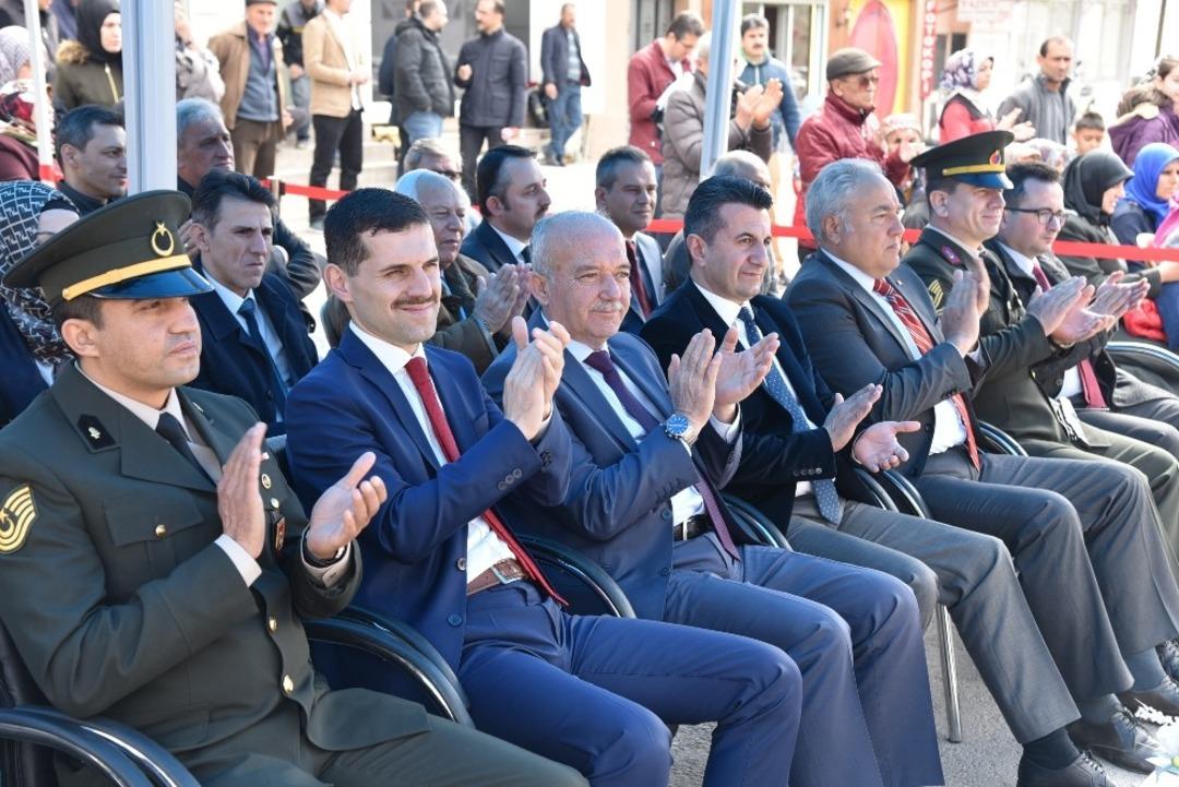 Dursunbey&rsquo;de 23 Nisan Coşkusu