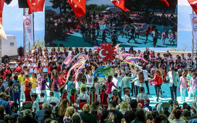 Antalya'da bayram coşkusu