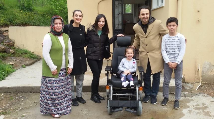 Engelli &ouml;ğrenci ak&uuml;l&uuml; araca kavuştu