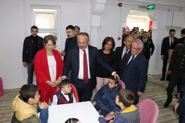 Siirt’te 23 Nisan çocuk kütüphanesi hizmete açıldı G5